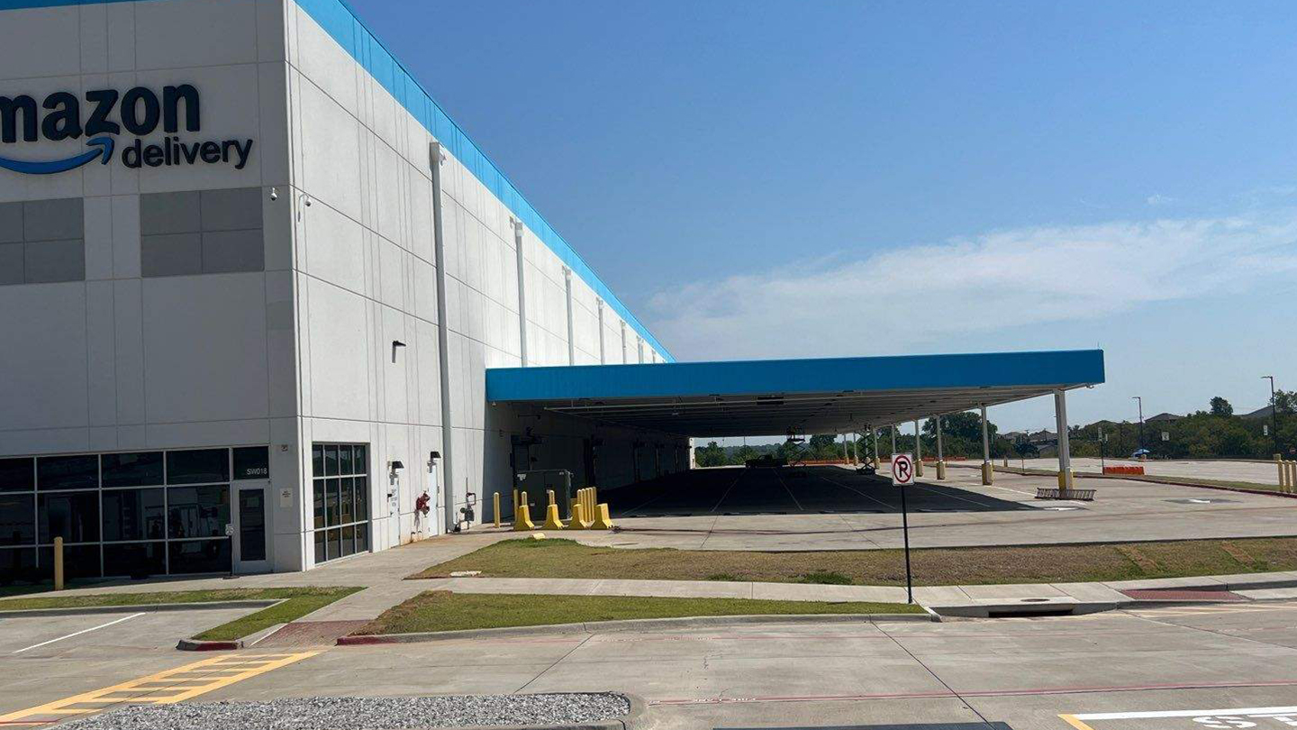 warehouse painting dallas